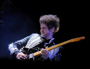 Dos años sin Cerati, el recuerdo de su madre y sus fans