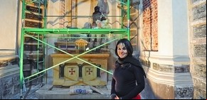 Agustina Esperón, restauradora artística