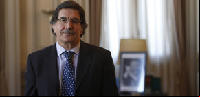 Sileoni: “Se puede discutir el posporno, pero no es el ámbito para esas prácticas”