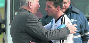 El hijo de Grondona recordó la reacción de Messi en el velatorio de su padre: "Se paró ahí y lloró una hora"