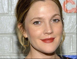 Hallan muerta a la hermana de Drew Barrymore