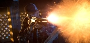 "Línea de fuego": Hombre bueno perseguido