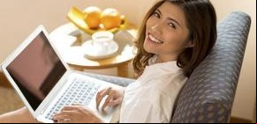 Trabajar en pantuflas y desde casa, una tendencia en aumento