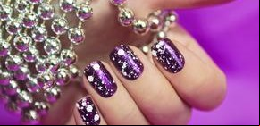 Uñas: colores y decoración veraniega