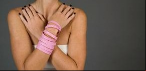 Contra el cáncer de mama: lanzan un concurso de pintura y fotografía