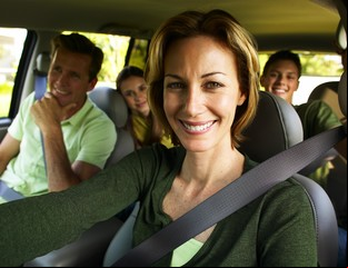 Tres de cada cuatro madres argentinas manejan el auto familiar