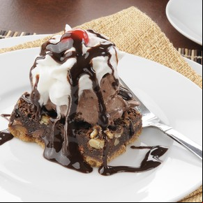 Brownie con helado