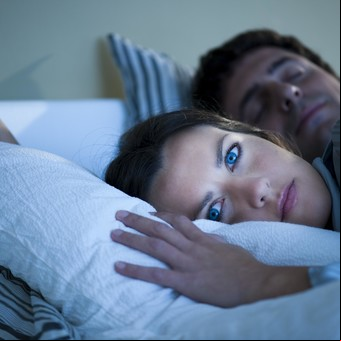 ¿Qué significa cuando estás durmiendo y sientes que te llaman por tu nombre? 