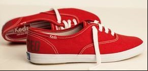 Zapatillas de lona, un combo de comodidad y economía