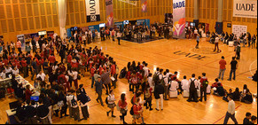 Las universidades muestran sus carreras