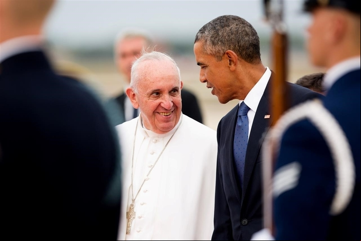El papa Francisco y el entonces presidente de Estados Unidos, Barack Obama, en 2016. Foto AP