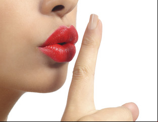 Shhh dating, o citas silenciosas: ¿sos capaz de seducir sin hablar?