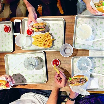 ¿Qué esconden las letras A, B y C en los restaurantes de Nueva York?