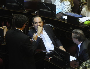 José Alperovich: "Las autoridades del Senado las pone Cristina Kirchner porque es la que ganó"