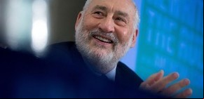 Por qué para Joseph Stiglitz la libertad necesita regulaciones para ser plena
