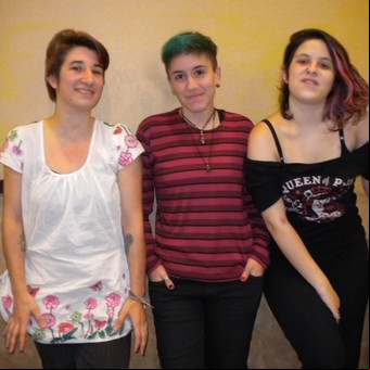  Poliamor tatuado en el alma: 3 chicas cuentan sus historias de amor libre y activismo