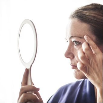 Menopausia: 4 tips para cuidar la piel durante este período