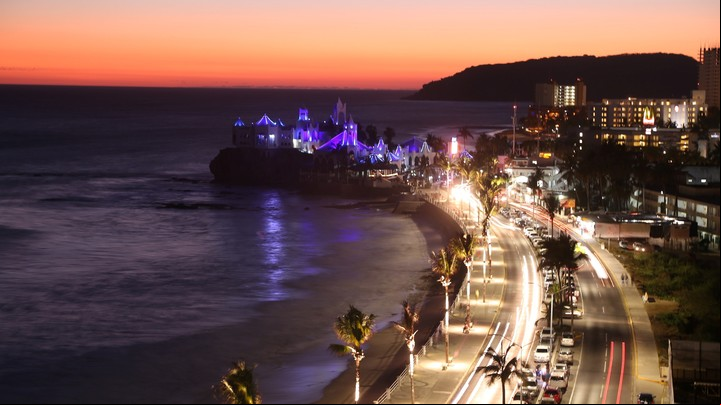 CLAIMA20160629_0242 Anochecer en la zona costera de Mazatlán. Foto: Turismo Mazatlán