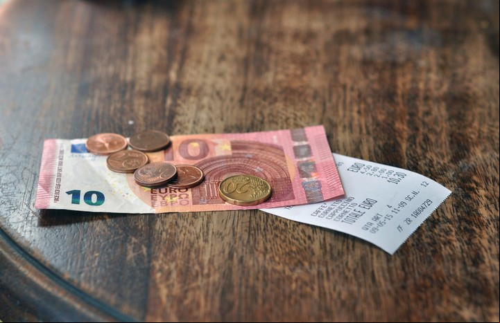 Hay una app que permite llevar la cuenta de todos los gastos realizados, dividirlos y hasta convertirlos a la moneda local. Foto: Archivo.