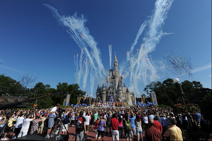 CLAIMA20160830_0066 Disney). El castillo de Cenicienta en el parque de atracciones Walt Disney World de Orlando (Ron Riccio/Disney).
