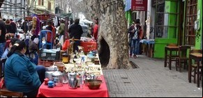 Feria de Tristán Narvaja: el mundo en 50 manzanas