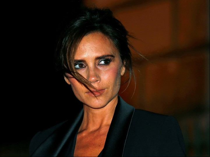Victoria Beckham ingiere salmón de manera diaria para ayudar a la producción de colágeno. Foto: Reuter