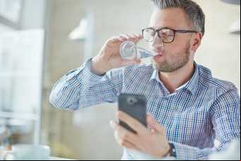 ¿Qué pasa en el cuerpo cuando nos hidratamos?