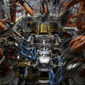 Autorizan a operar a una nueva automotriz