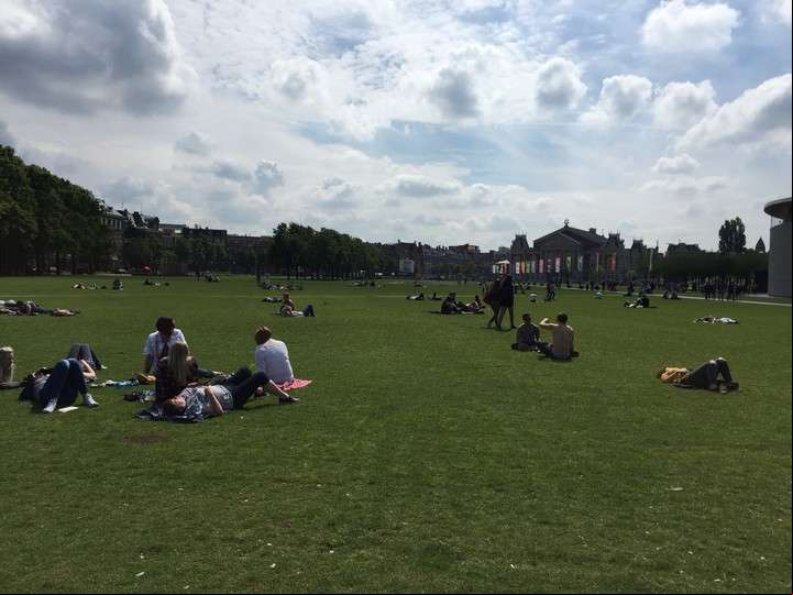 Jardines entre Rijksmuseum y Museo Van Gogh, Amsterdam, Holanda (DP/Viajes)