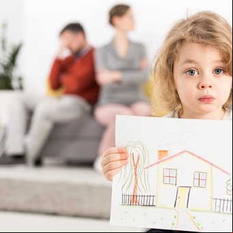 Hijos de divorciados enumeran 12 actitudes que los padres deben evitar al separarse