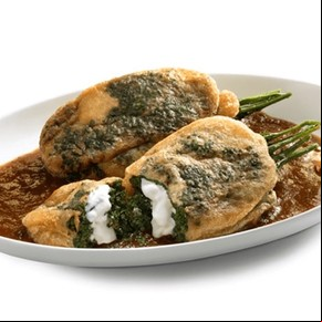 Tortitas de huauzontle con salsa de chile