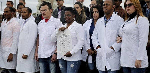 Coronavirus en Argentina: Axel Kicillof reconoció que evalúa una oferta de médicos de Cuba para tratar el coronavirus en la Provincia