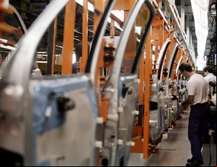 La economía cayó 1,8% en 2024, menos de lo previsto