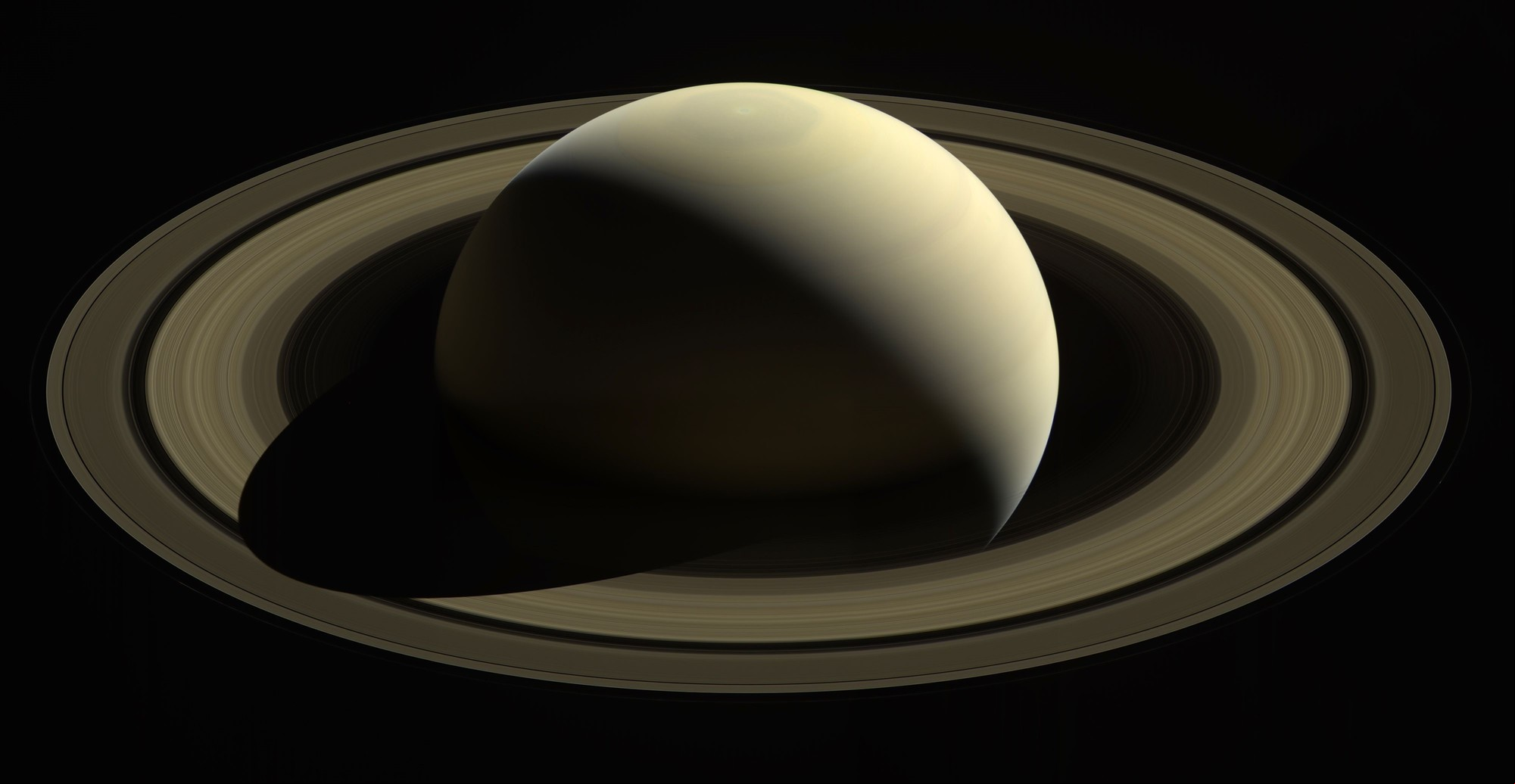 Los fascinantes anillos de Saturno "desaparecerán" este 23 de marzo 2025