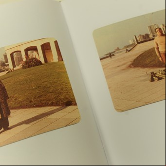 Como Enrique y María Teresa: los misteriosos amantes de un libro con fotos perdidas
