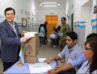 Al revés de otras provincias, Santiago del Estero unifica su elección con la nacional: elegirá gobernador, tres senadores y diputados
