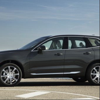 El SUV en el que viajaba José Manuel De la Sota fue distinguido como el Automóvil Mundial del año "por su seguridad"