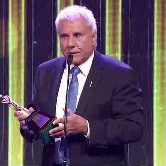 El enojo de Fernando Bravo porque el Martín Fierro de Oro no fue para Héctor Larrea