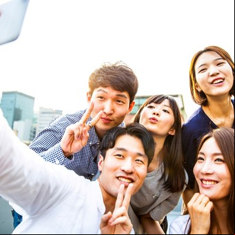 Alquilar amigos, parejas o familiares, una tendencia en auge en Japón