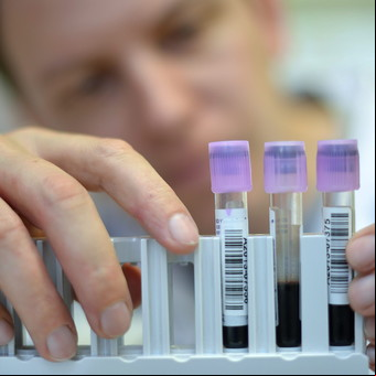 Coronavirus: ¿con qué grupo sanguíneo es más probable contraerlo y con cuál menos?