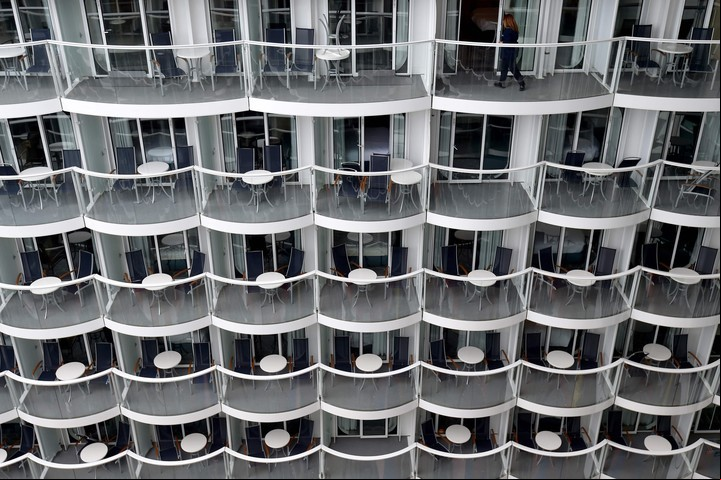 Balcones de las cabinas con las que cuenta el crucero.