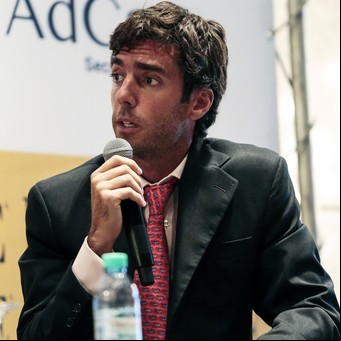 Presión impositiva: tras los pasos de Marcos Galperin, otro empresario argentino se muda a Uruguay