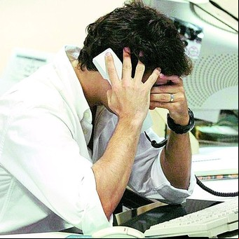 Así es estar "quemado" por el trabajo: la OMS lo reconoce como enfermedad