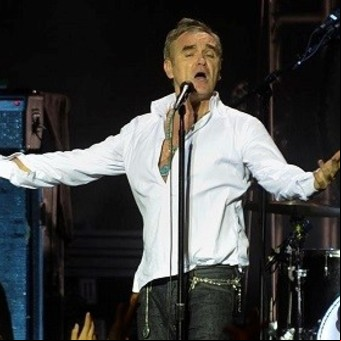 Morrissey lanzó un pedido desesperado por su madre