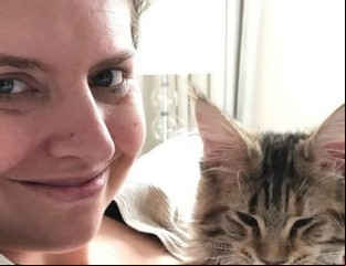 PayPal le informó a una clienta fallecida que su muerte incumplía las normas de la compañía