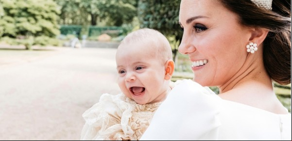 Las fotos oficiales del bautismo del hijo menor del príncipe William y Kate