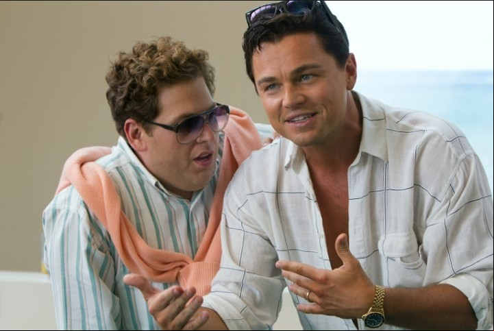 La actuación de Leonardo DiCaprio como Jordan Belfort es tan intensa como carismática, y le valió una nominación al Oscar a Mejor Actor.