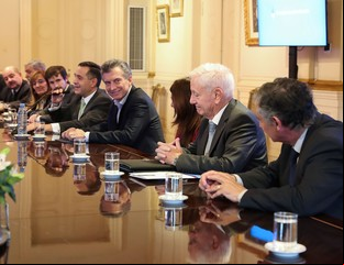 Macri recibió a los rectores en el conflicto universitario más largo tras el regreso de la democracia