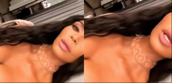 Kim Kardashian mostró un extravagante collar implantado debajo de la piel