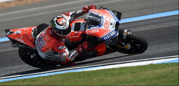 La espectacular caída del ex tricampeón del mundo Jorge Lorenzo